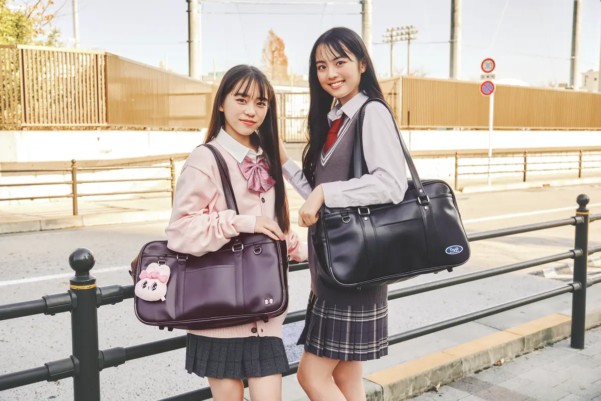 DAYLIFEとエスターバニーのスクバ