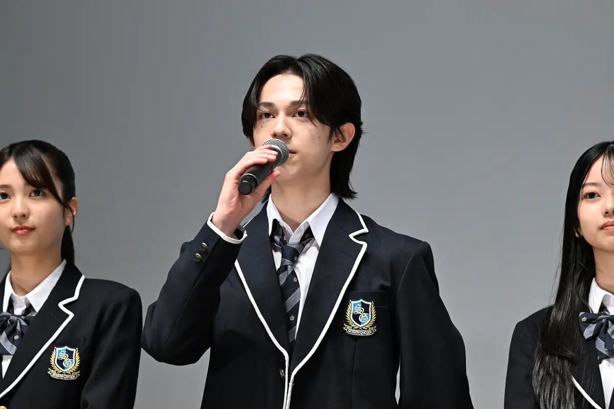 佐藤颯真役の難波碧空は『Seventeen2026夏号』にも登場