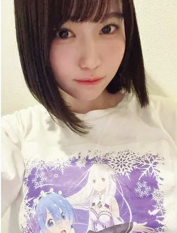 増田三莉音はアニメやキャラのTシャツに興味があるよ