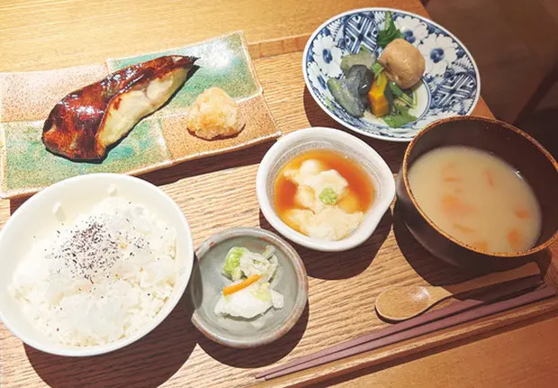 小割烹おはしの和定食