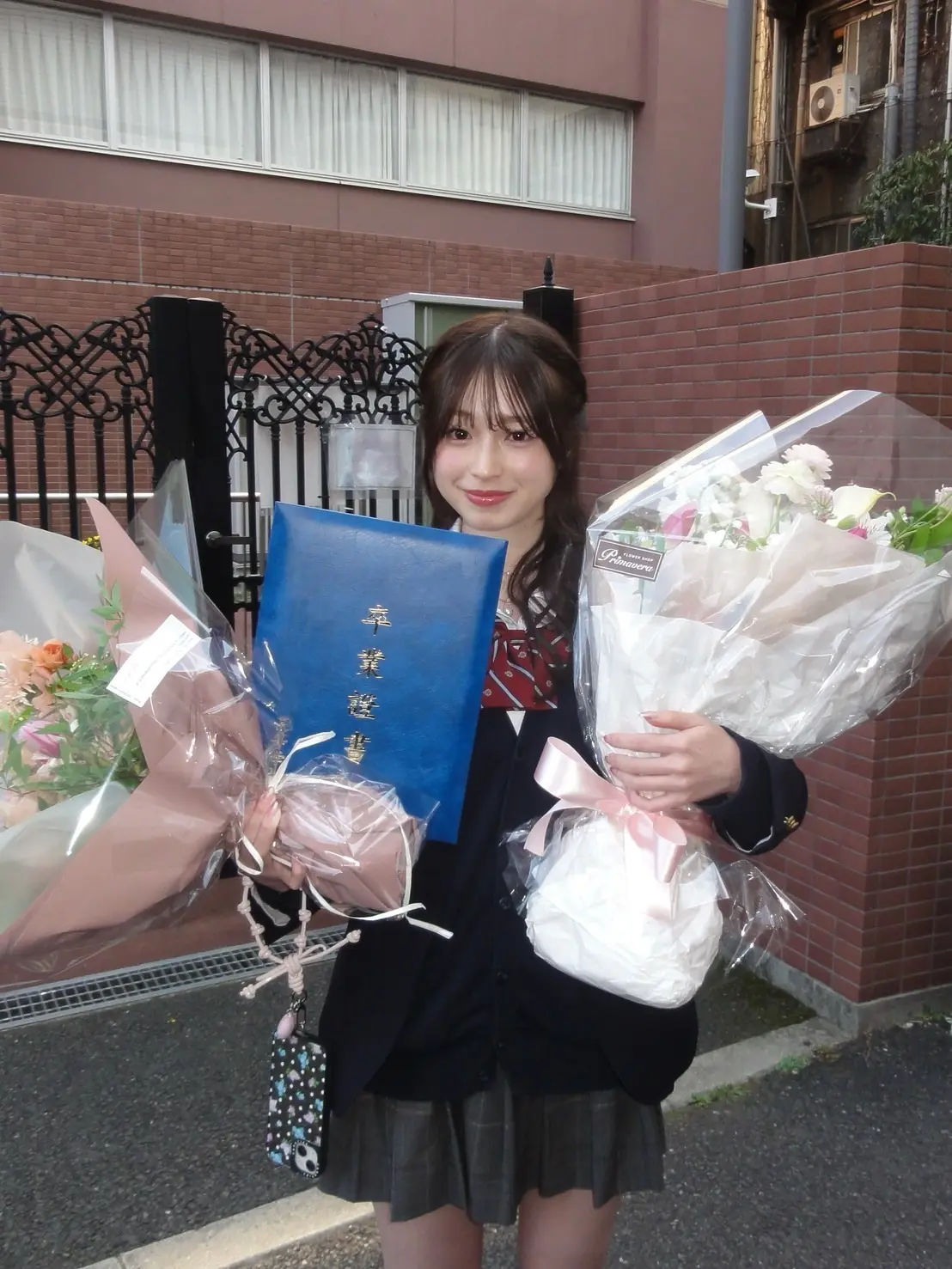 葛西杏也菜・卒業式の写真１