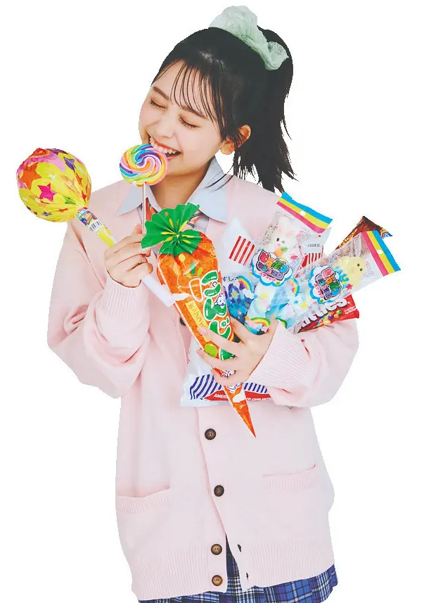 お菓子もぐもぐしちゃいがち