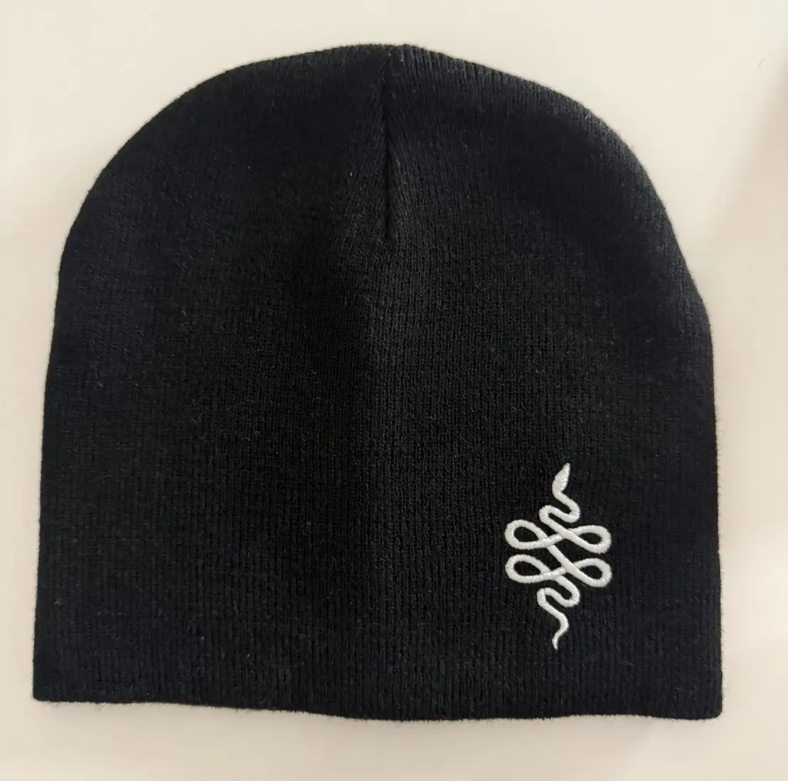 梶原叶渚 マンガ『極楽街』のニット帽