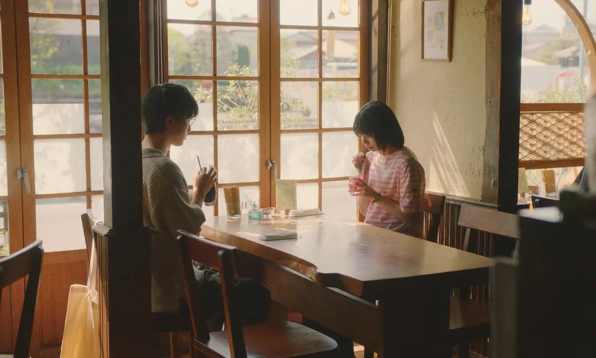 信子と入江くんの初デート　カフェ
