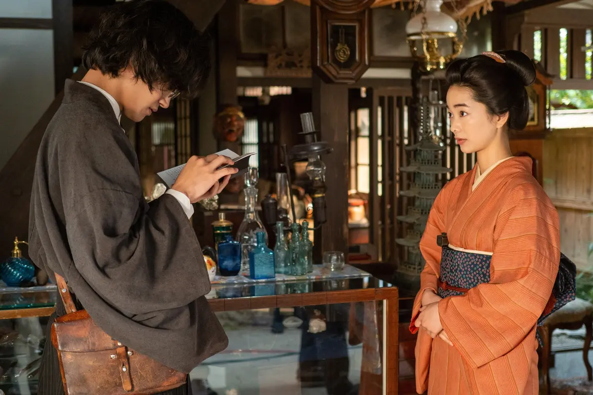 『風、薫る』りん（見上愛）と話すシマケン（佐野晶哉）