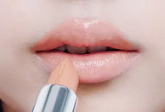 1 リップをじかぬりする