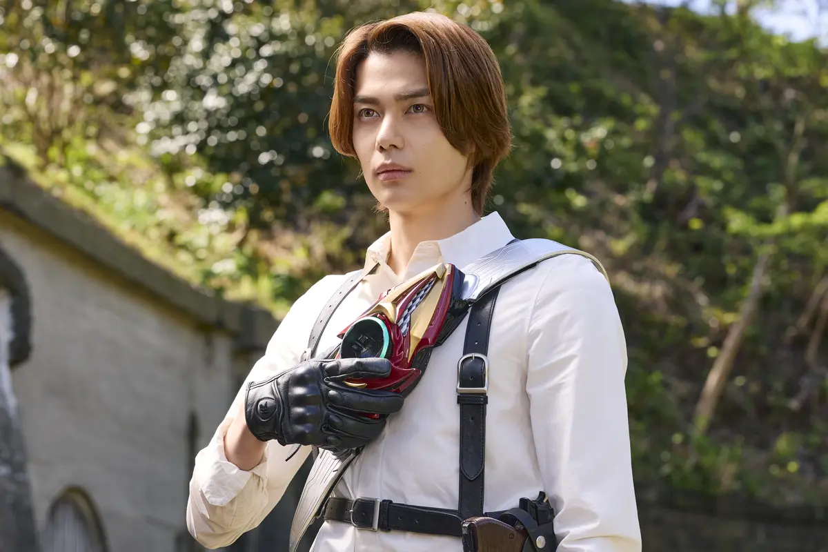 仮面ライダーゼッツ・万津莫（今井竜太郎）