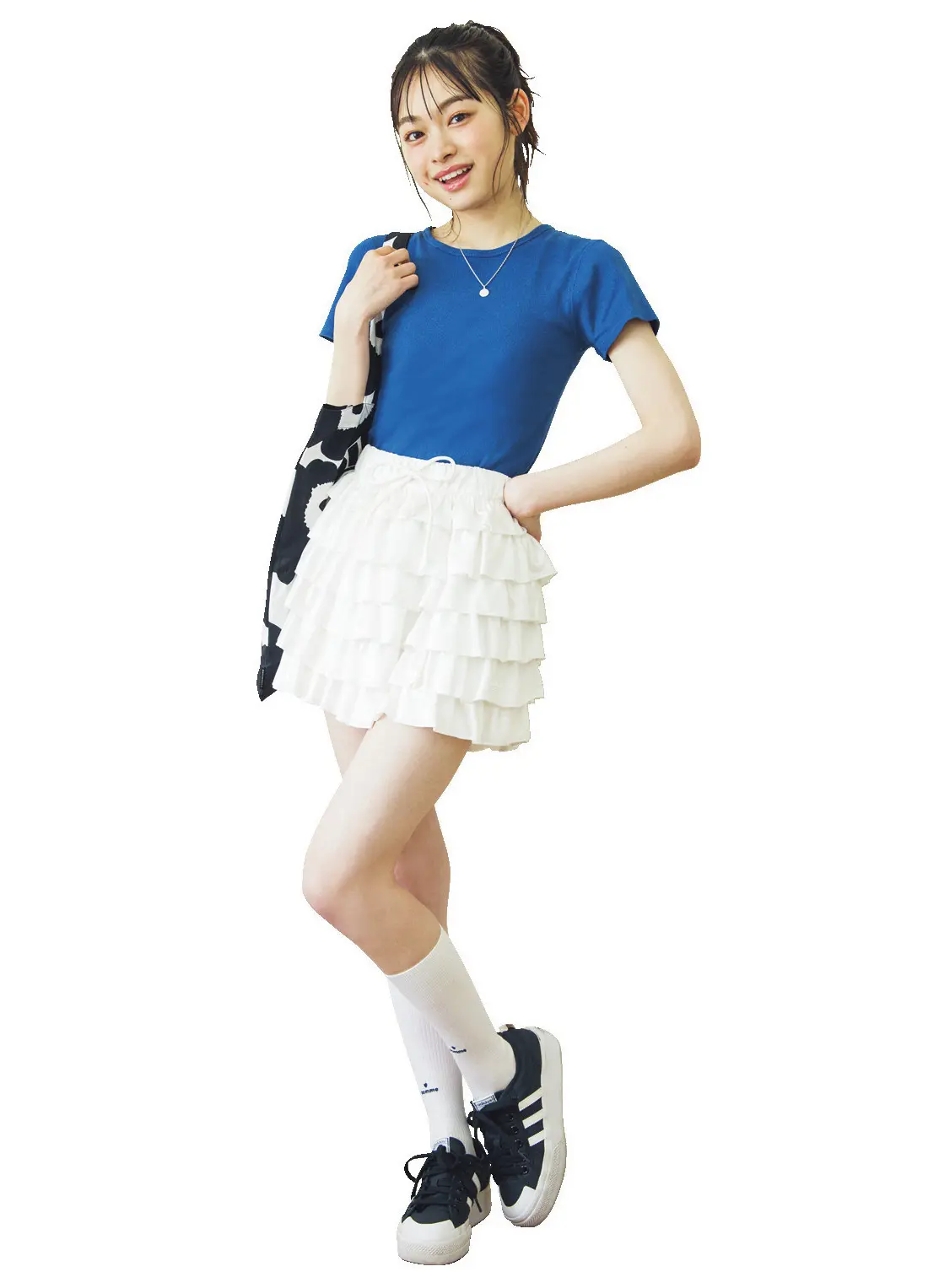 月島琉衣は夏気分がアガるブルーTをきかせたスポガーリー
