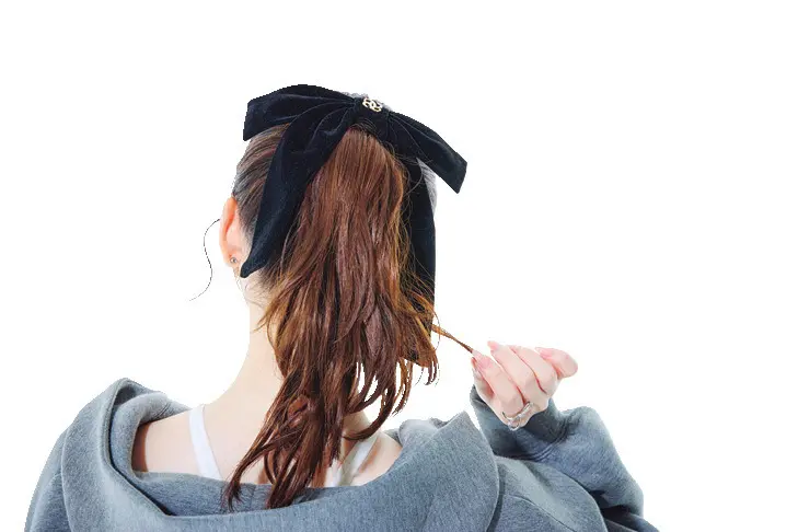 ベロアリボンをつけたよ