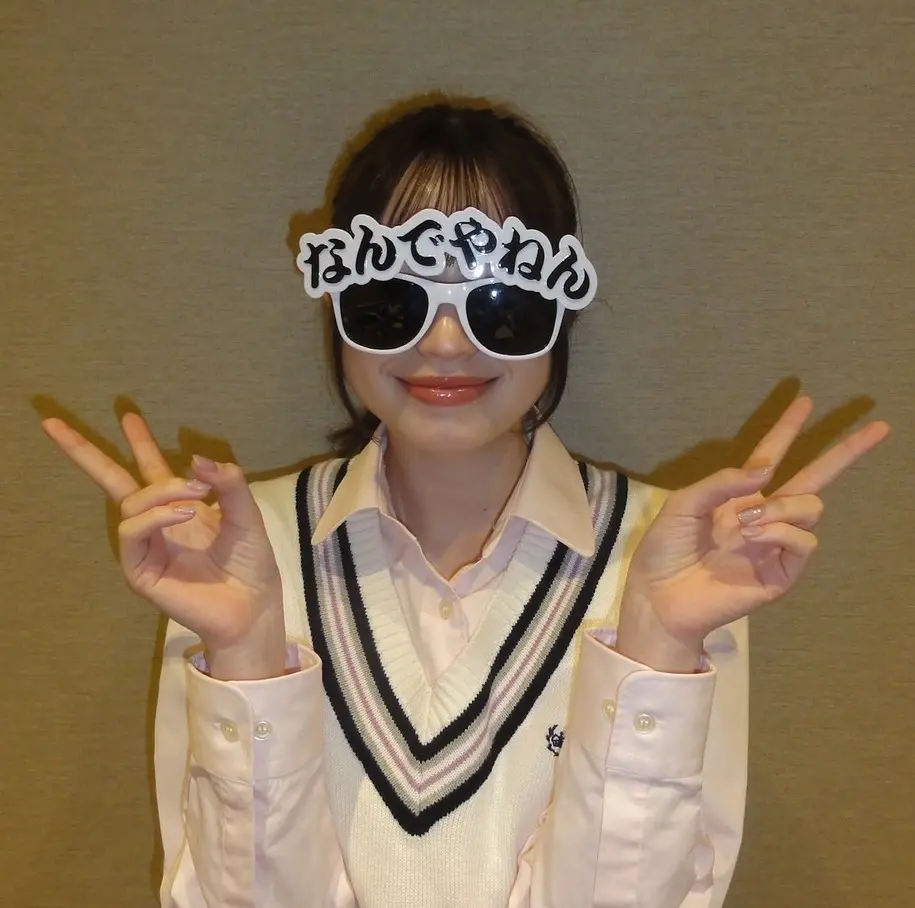 葛西杏也菜 なんでやねんサングラス