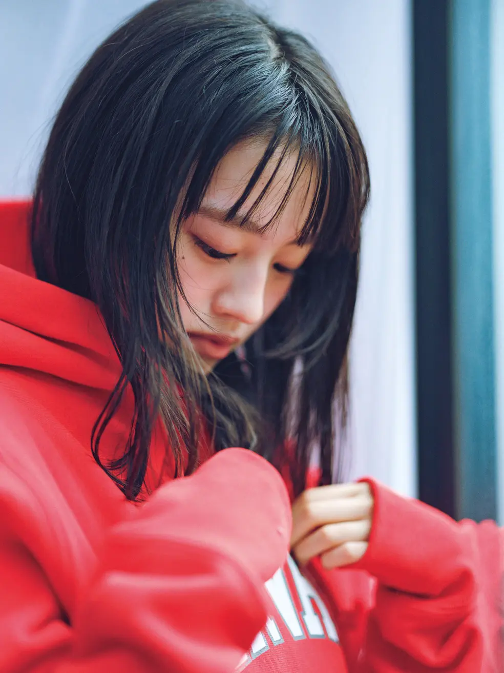 上坂樹里　下向き