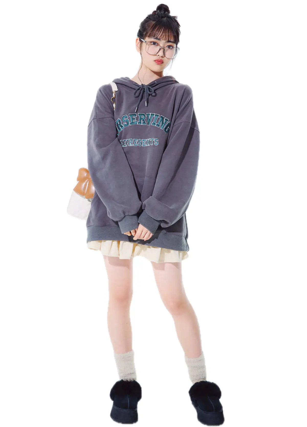 原田花埜／黒ムートンがあればコーデの鮮度が爆上がり