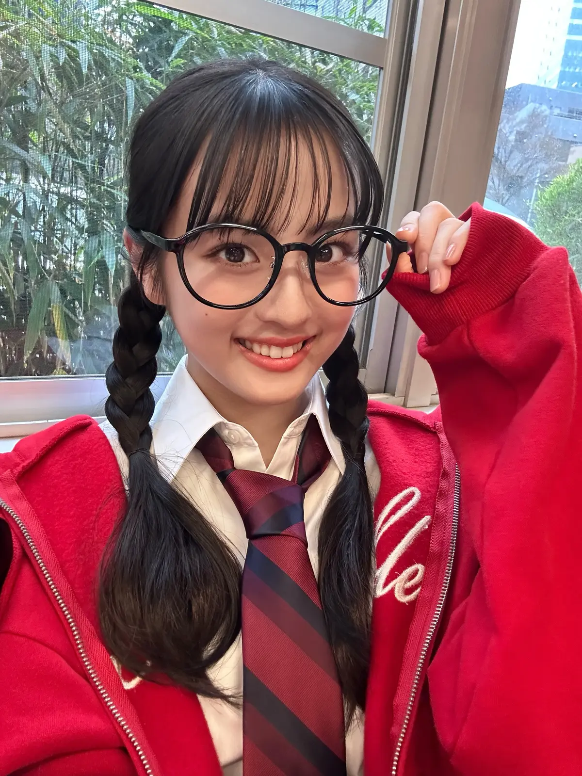 竹下優名・メガネコーデ１