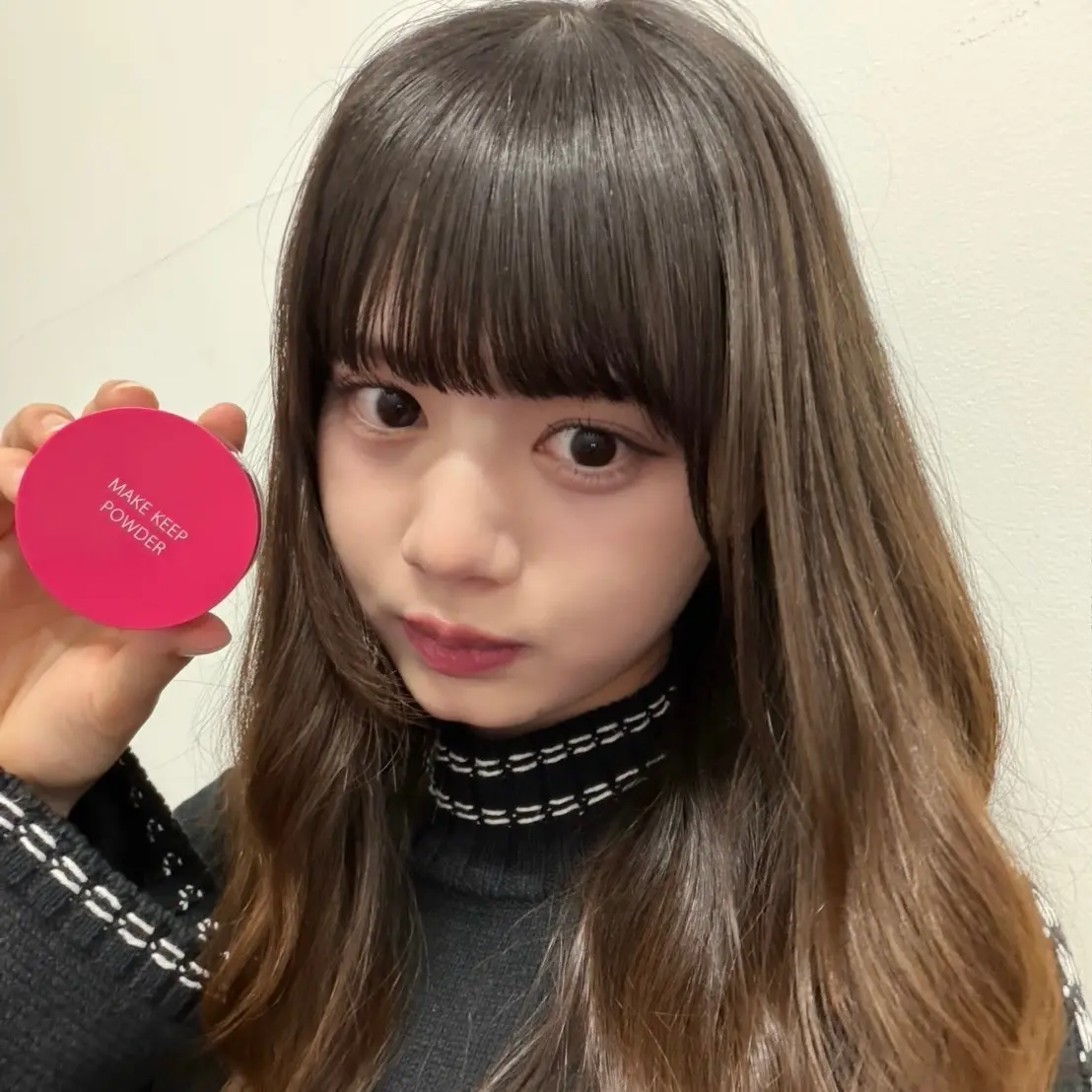 相羽星良『コーセー』のメイクキープパウダー