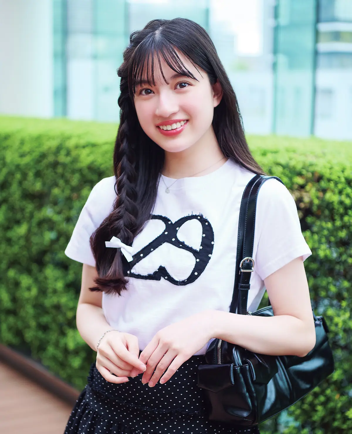 【川瀬翠子の私服Tシャツコーデ】ロゴのドの画像_1