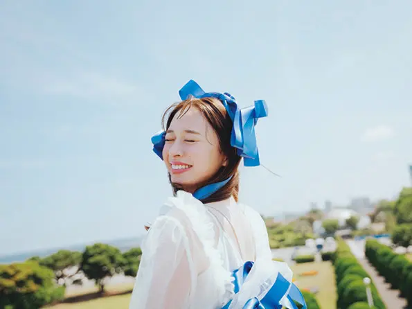 りりか 振り向きカット