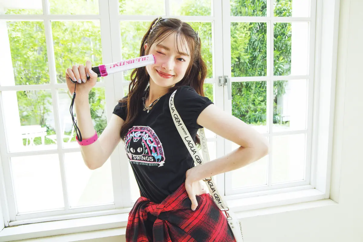 葛西杏也菜はエモい懐アニメTでロックフェスにいくよ！