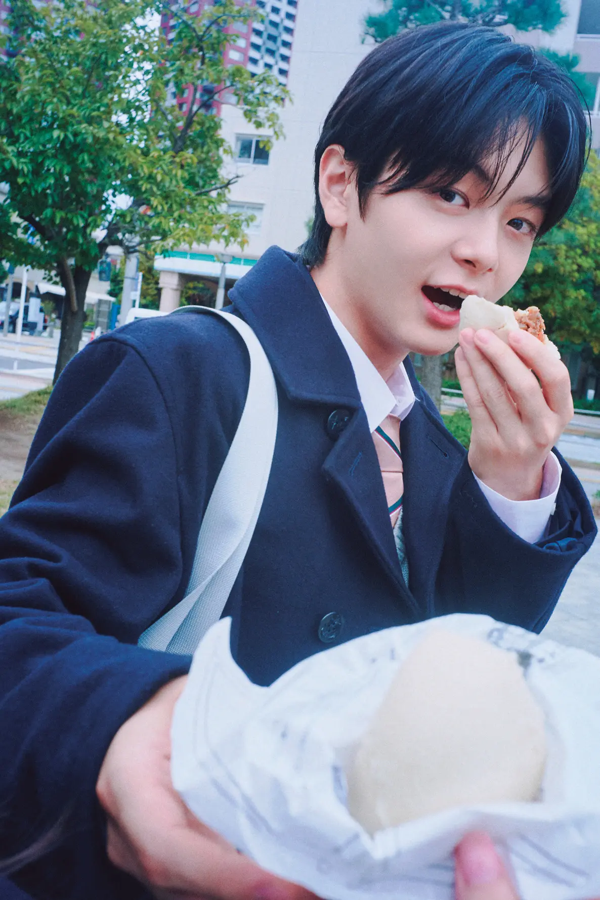 6位　肉まんを半分こ