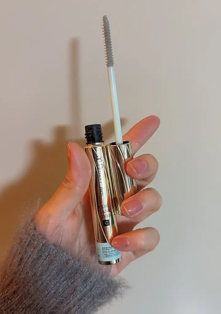 堀口真帆『エレガンス』のマスカラ下地