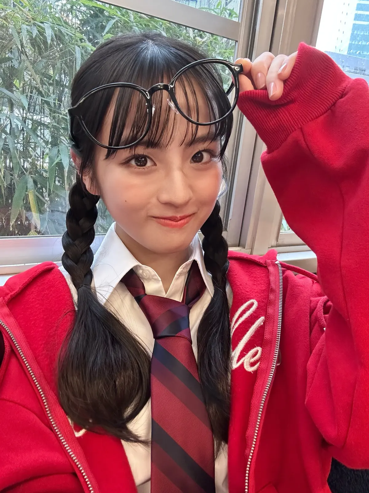 竹下優名・メガネコーデ２