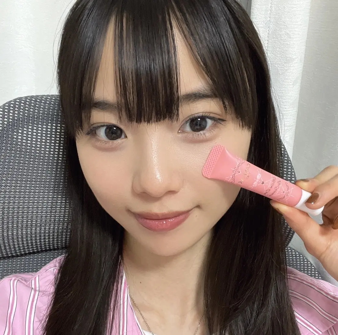 松本麗世『キャンメイク』のリップ美容液