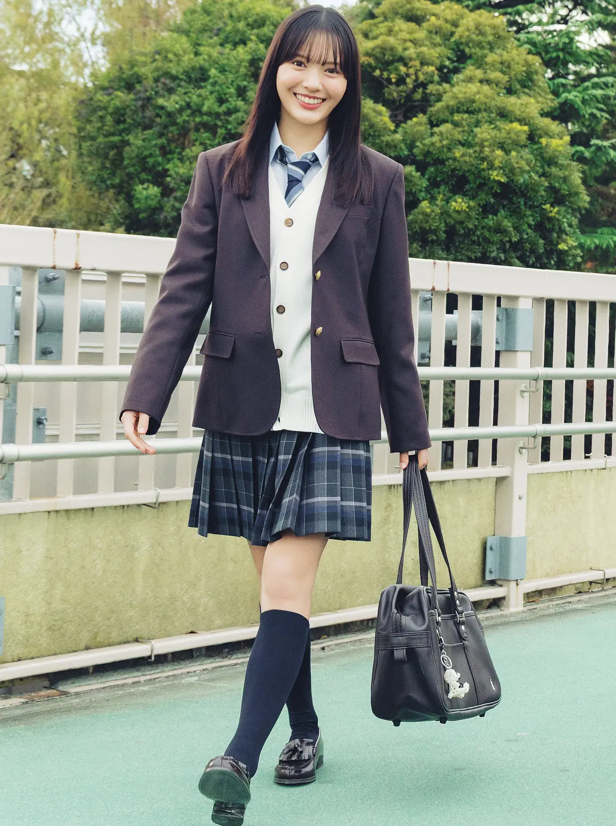 #FJK大作戦！ 王道清楚制服に自分らしさもさりげなく取り入れ制服コーデを楽しむ