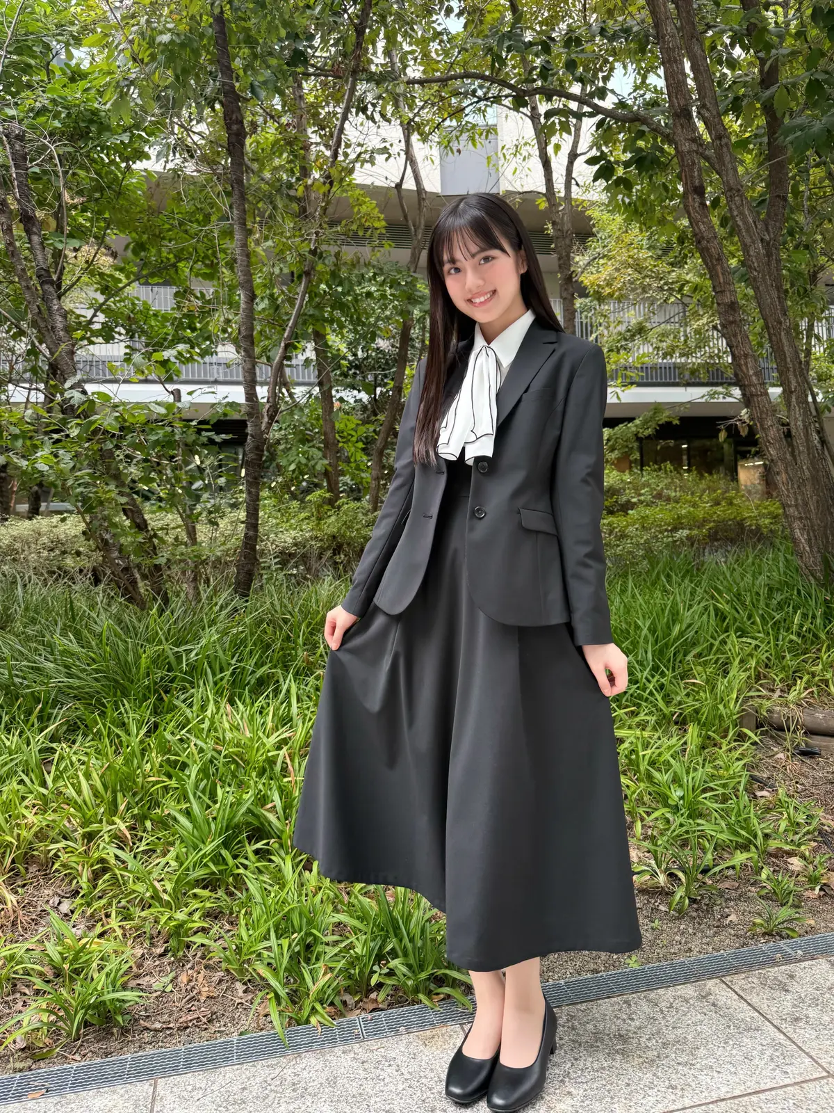 【竹下優名】ジャンパースカートのスカートコーデ