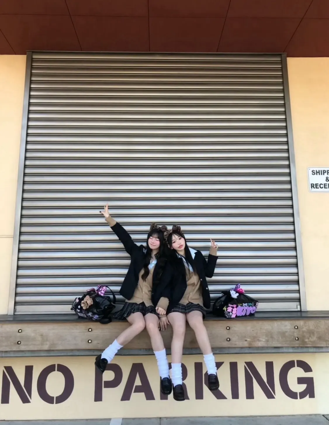 USJで映えるならココ！制服ユニバで友達の画像_3