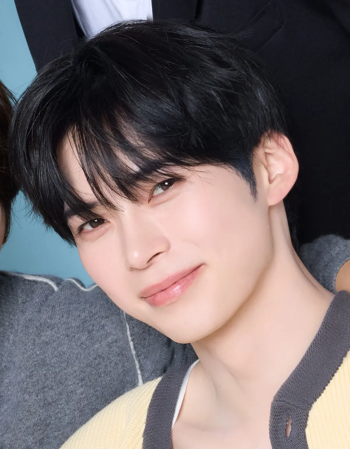 SUNG HAN BIN