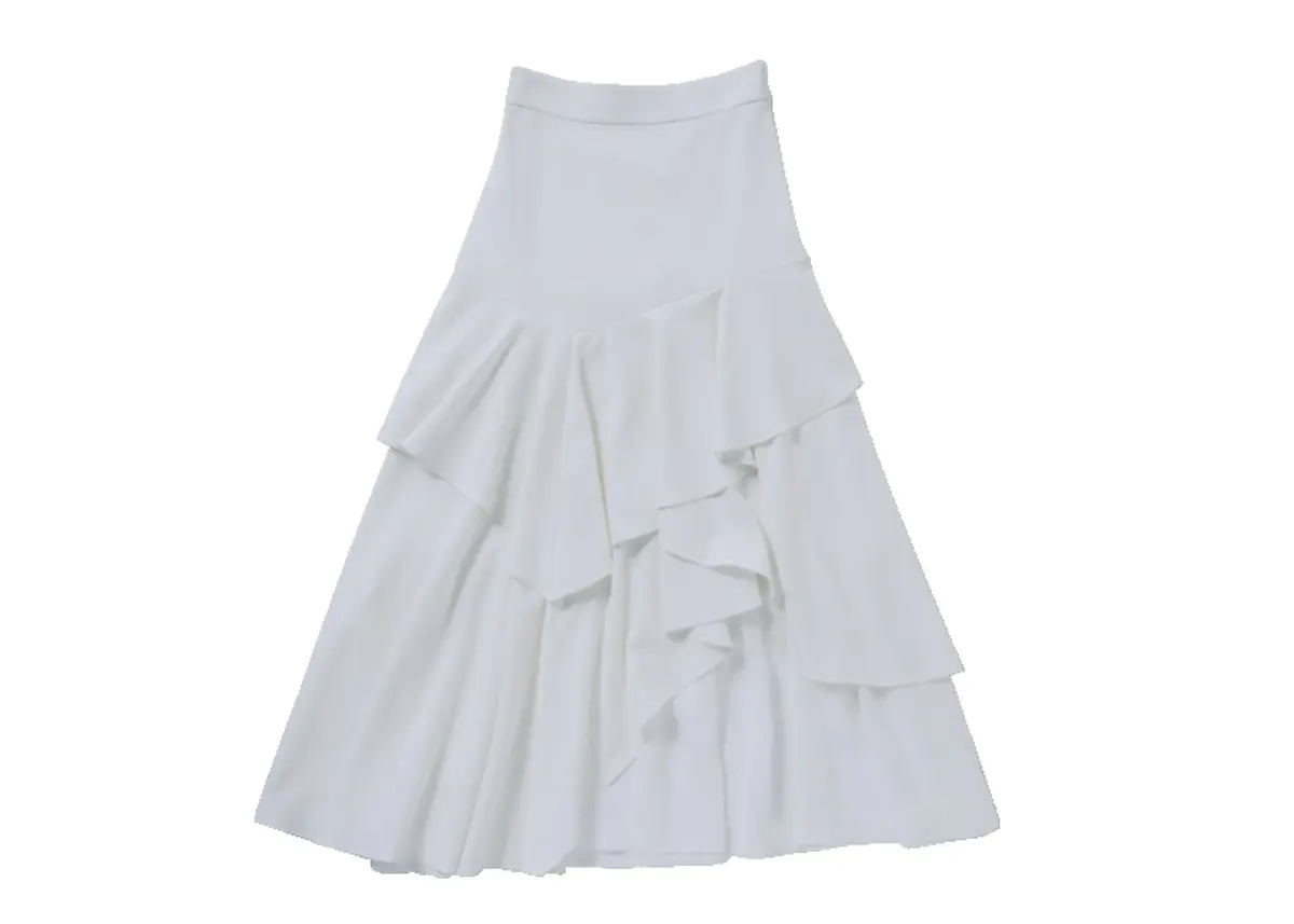スカート¥12100/リゼクシー