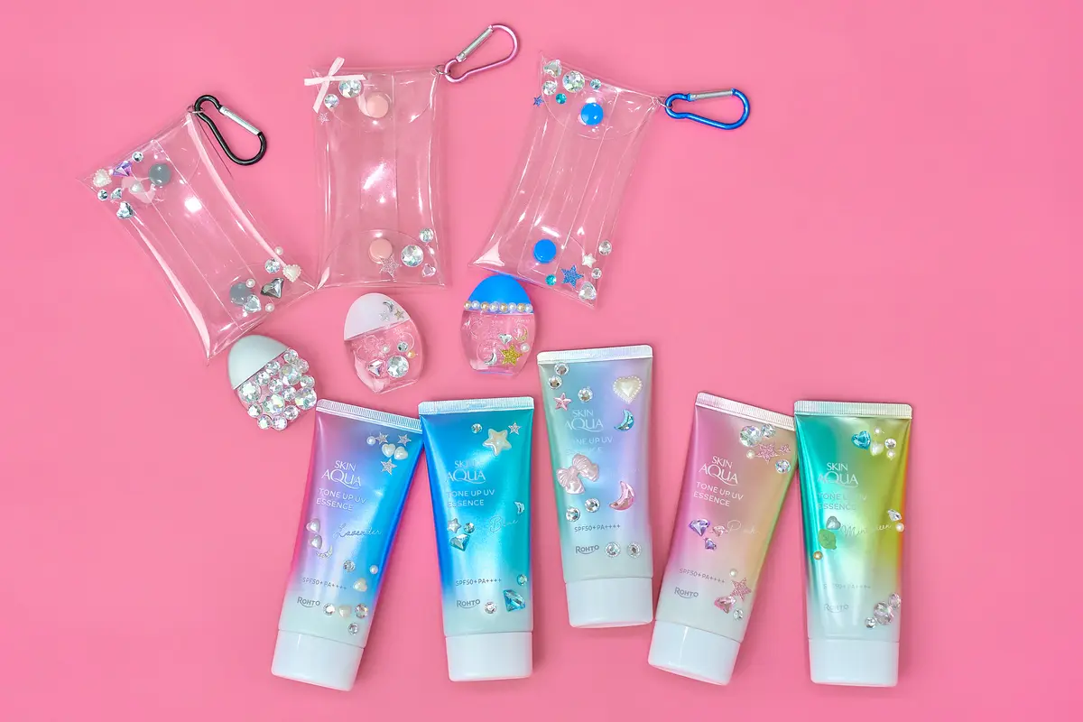 並べて写真を撮るコ多数！ 毎日持ち歩きたい♡