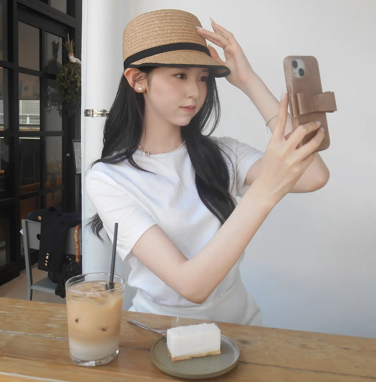 入江美沙希『MOECASE』のスマホケース