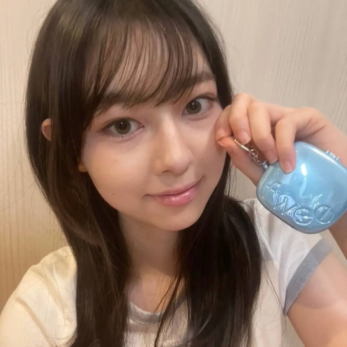 石川花『fwee』のチークパレット