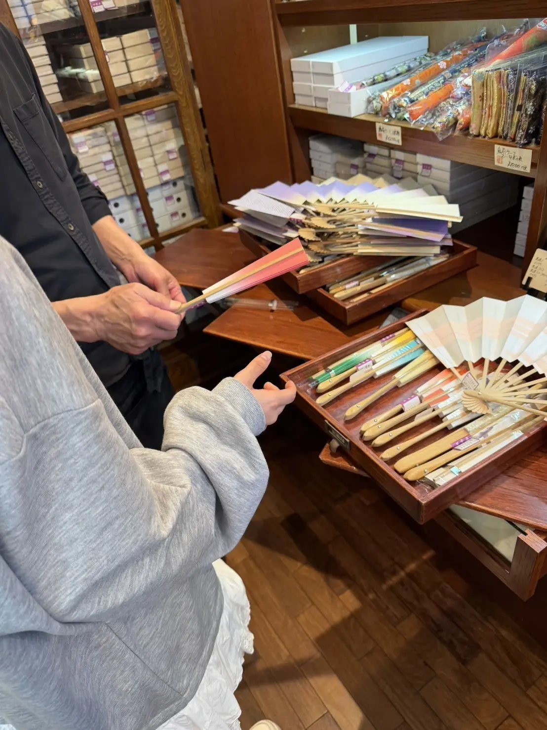 河村ここあ　ブログ　扇はピンクにしました