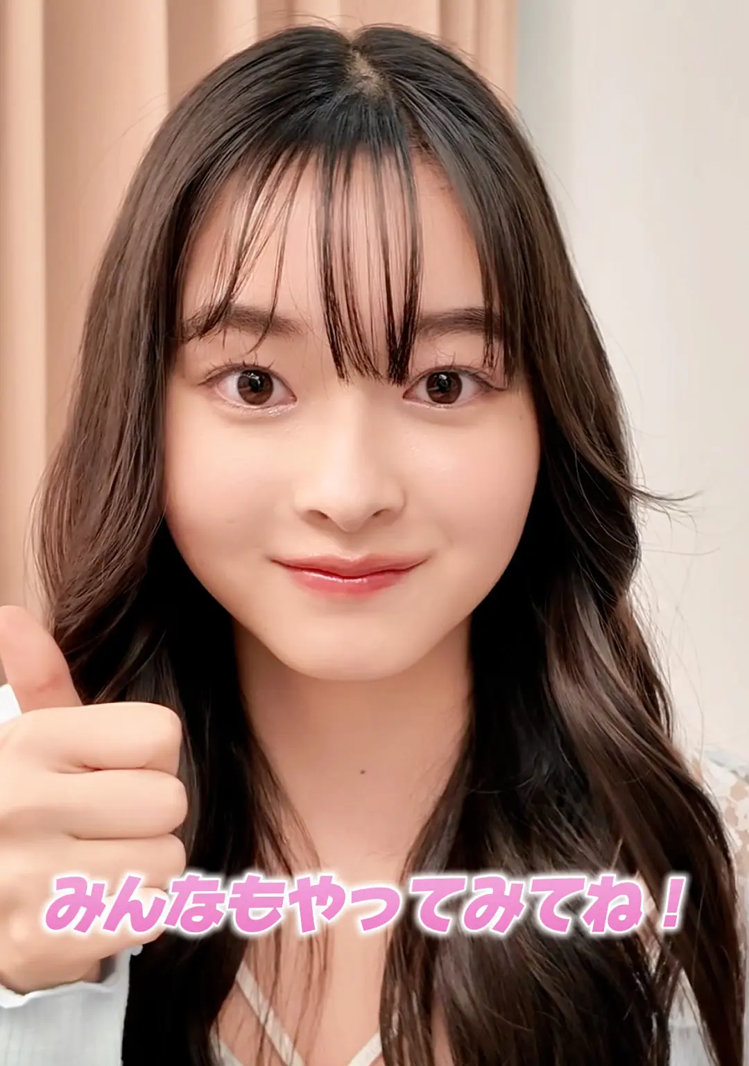 ヘアアレンジ 巻き髪 梅雨対策
