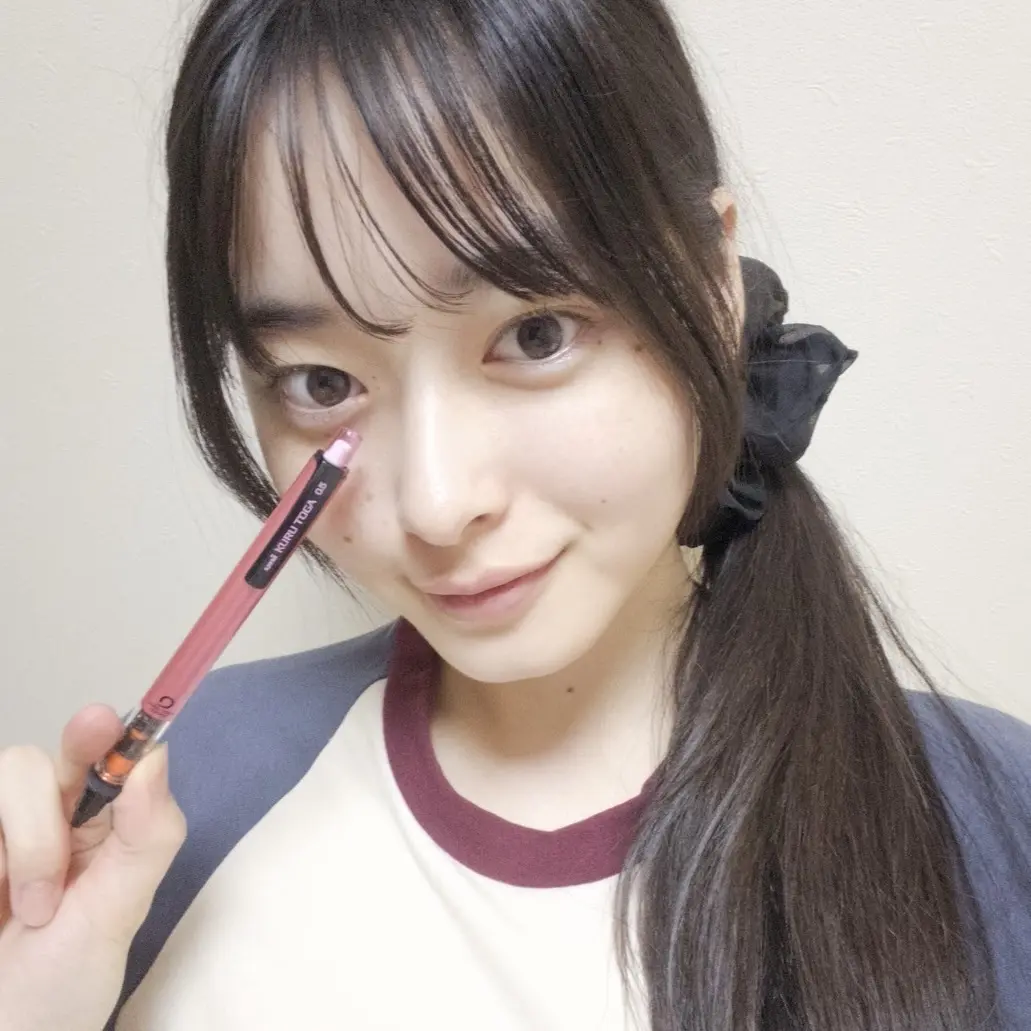 滝口芽里衣『クルトガ』のシャープペンシル