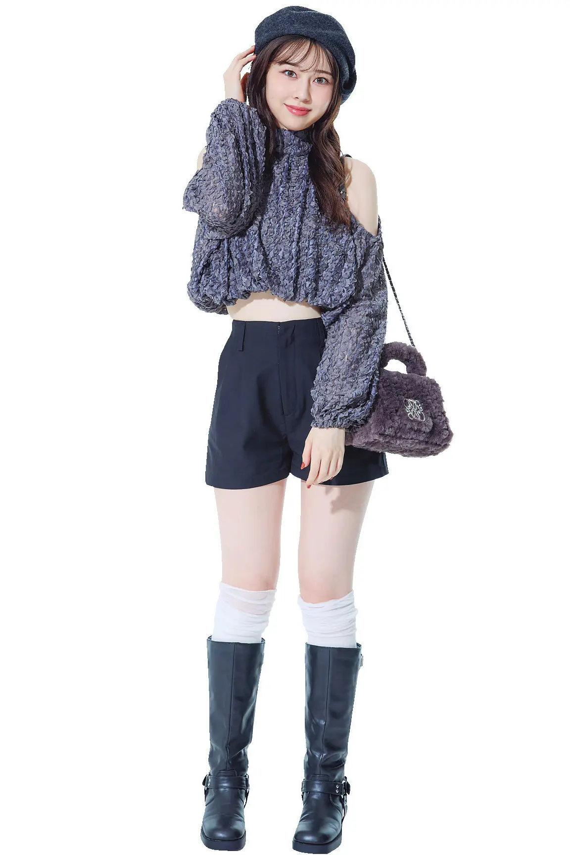 石川花／肌見せの計算はカンペキ♡