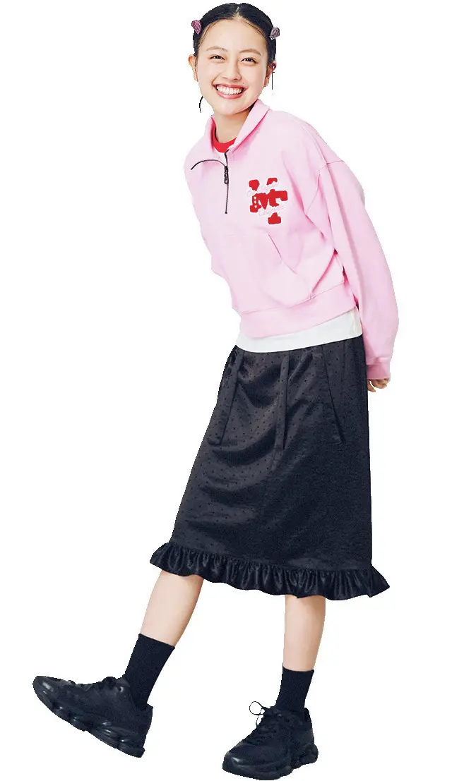 上坂樹里　やりがちポーズ