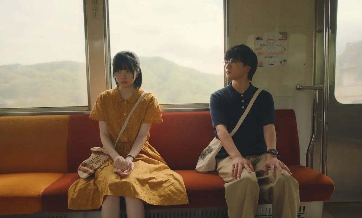 信子と入江くんの初デート　電車