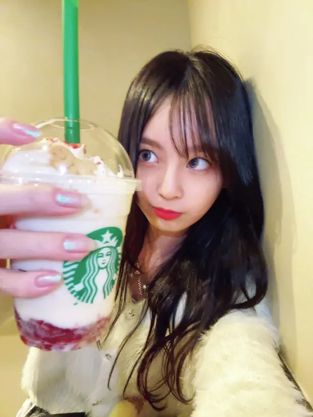 【小國舞羽】スタバの新作が出たら飲むのにの画像_3