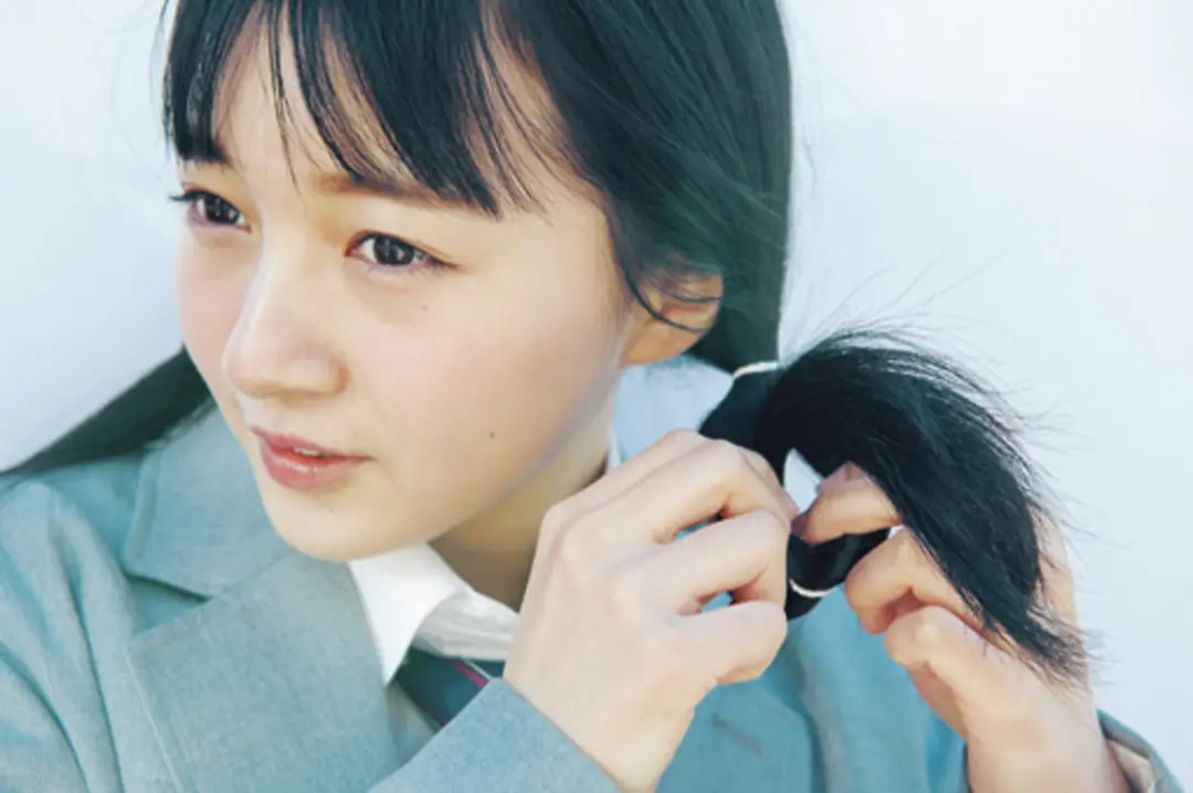 女子ウケ◎なヘアアレで制服美人の画像_4