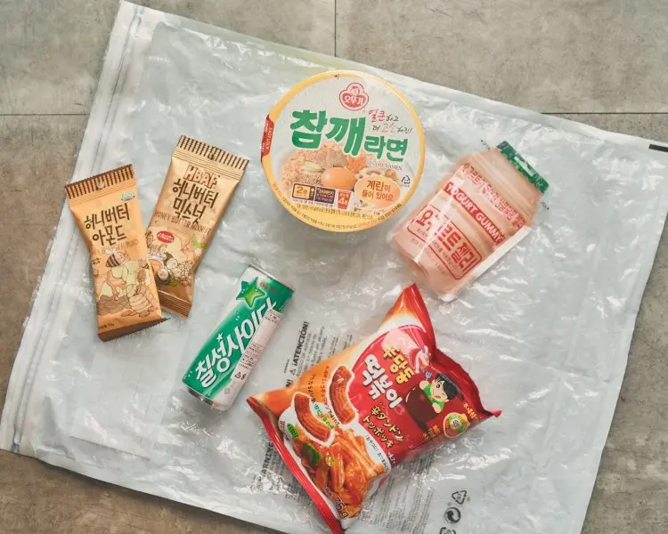 韓国制服でプリ、コスメ、食材スーパー！ の画像_6