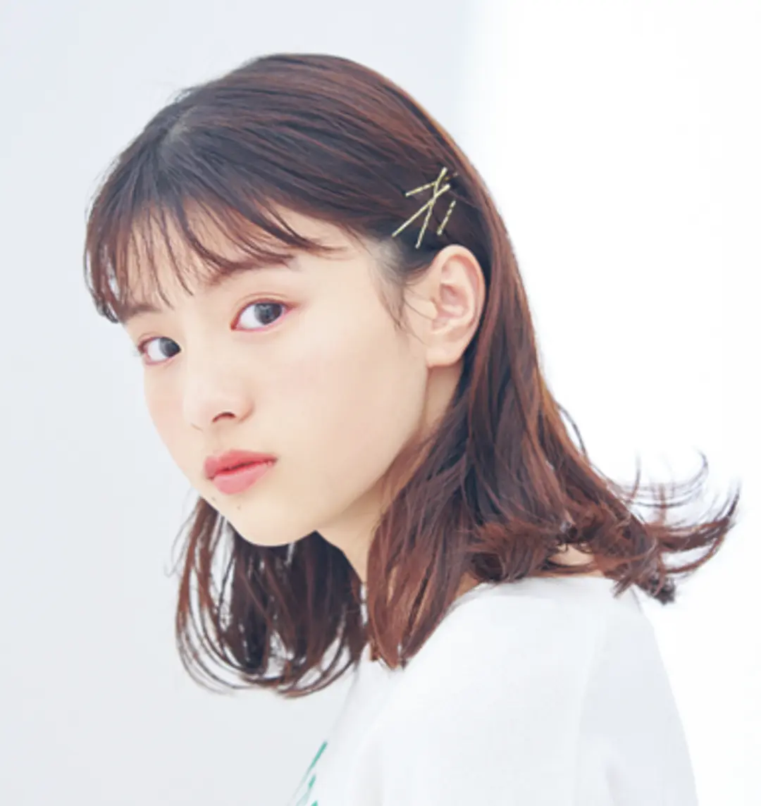 ゆるふわミディアムヘアの愛されアレンジの画像_2