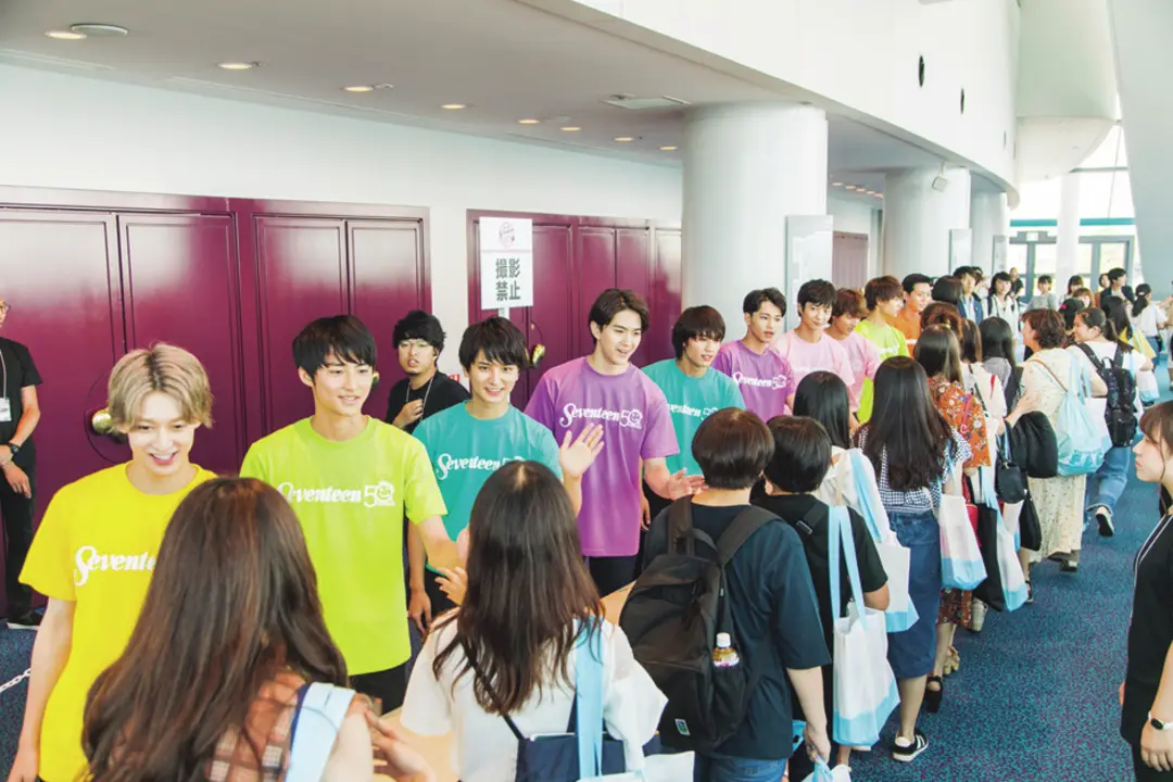 夏の学園祭“STモ撮影コーナー””イケメの画像_4