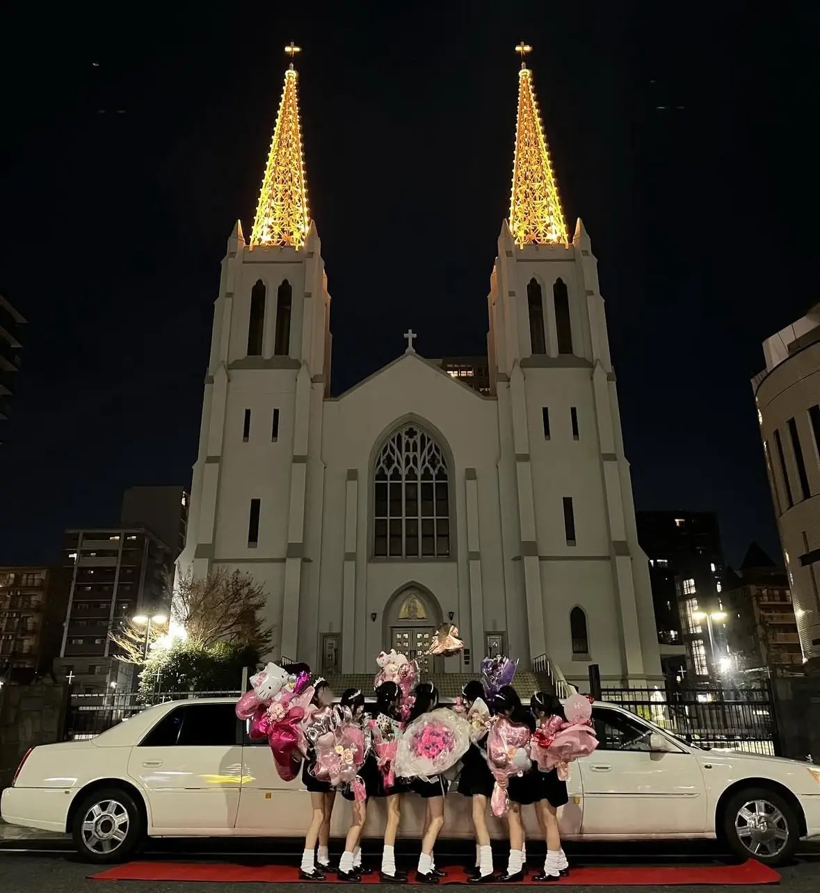 「卒業式×リムジン」はJKのもはや定番！の画像_3