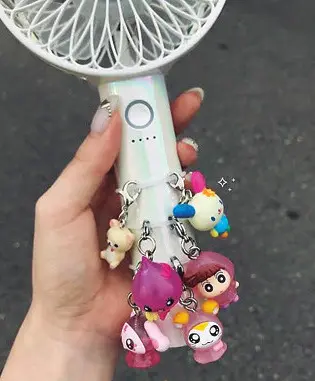 制服ニット、飲み物、カプセルトイ…みんなの画像_10