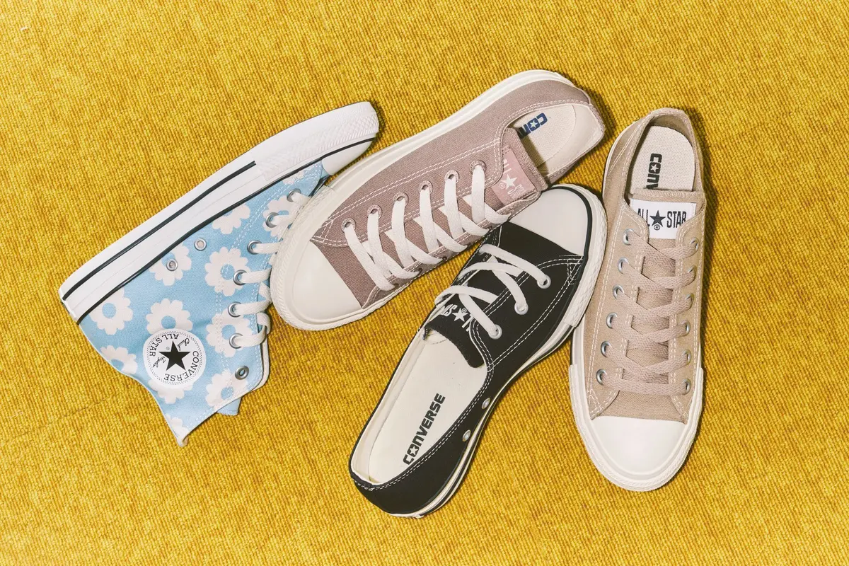 コンバース オールスターのフラワープリント、フラットアイレッツ、パンプス、スティッチングの４足を紹介したカット
