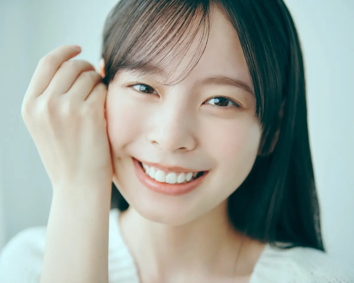 モデルが笑顔の写真