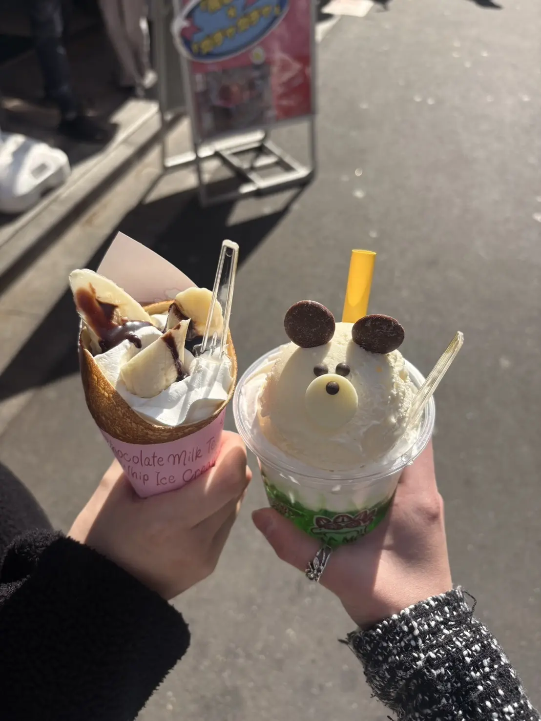 サンタモニカクレープで食べ歩きおやつGET