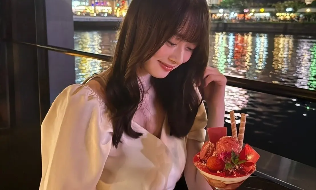 【高比良由菜】夜カフェ🍓🤍